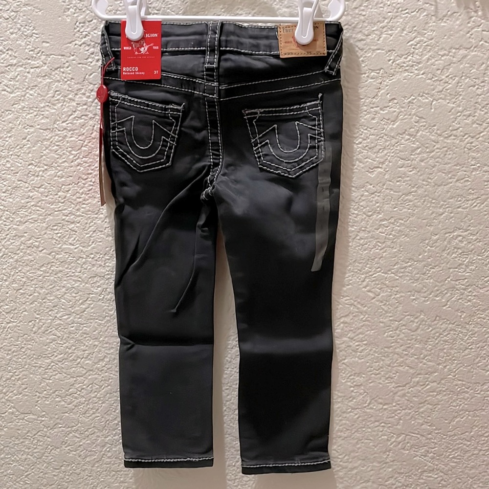 True Religion kids denim pants w rips. Dark grey. Size 3T. NWT